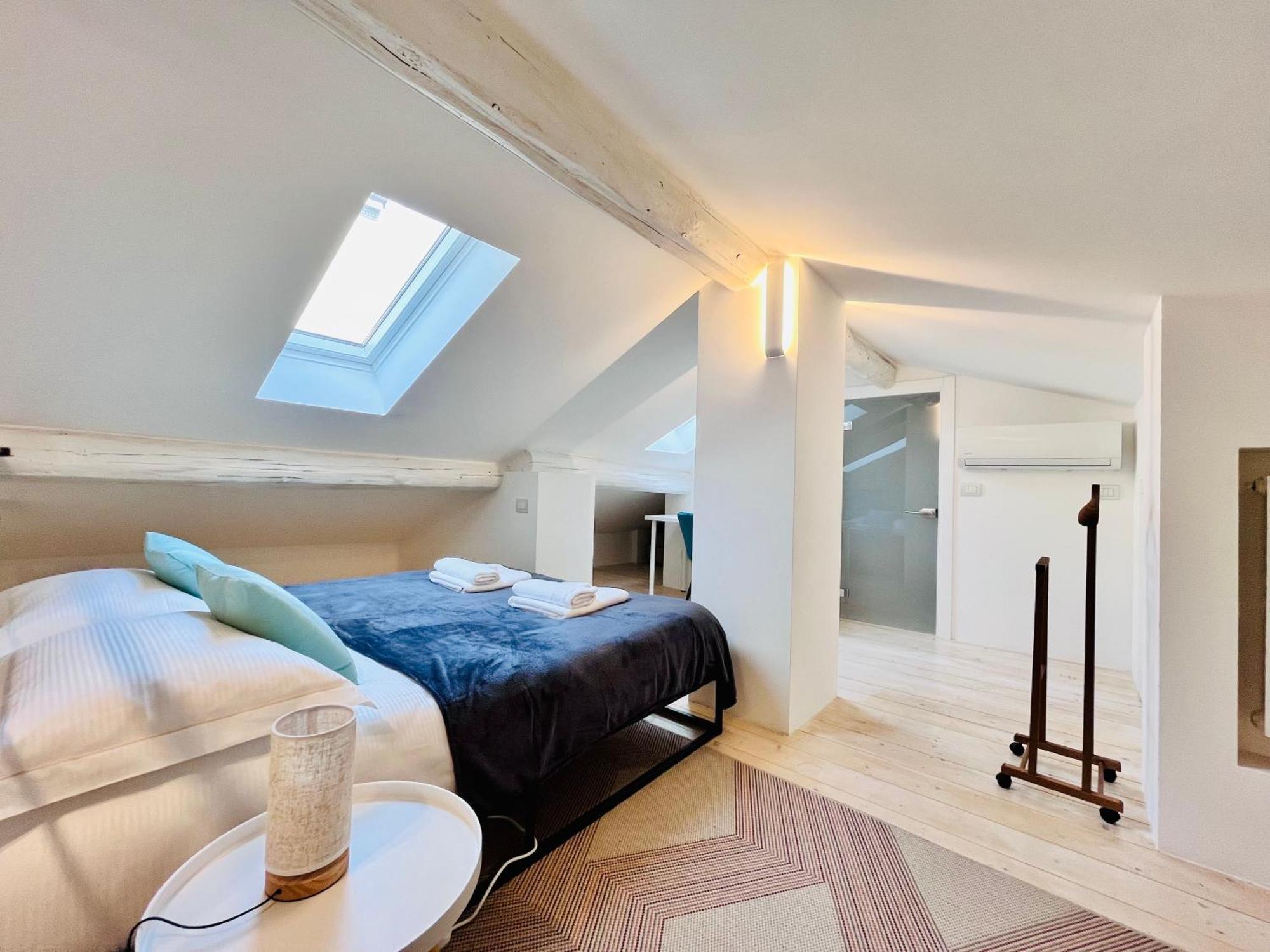 Riverside Loft Navigli - Spacious Two-Bedroom Apartment Milán Exteriér fotografie